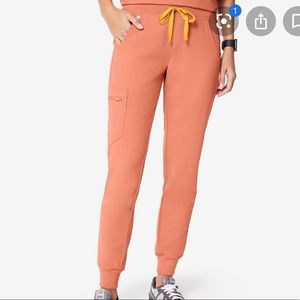 ISO Figs Zamora Joggers Coral XXSP